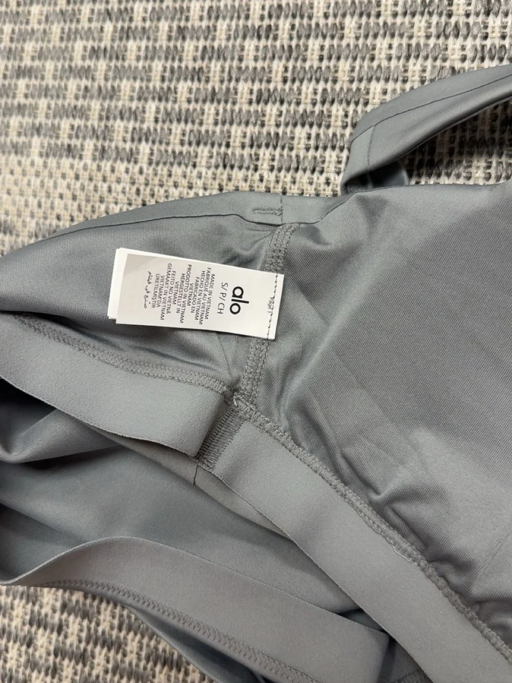 Alo Yoga Airlift Super Sleek Bra Tank in Lunar Grey